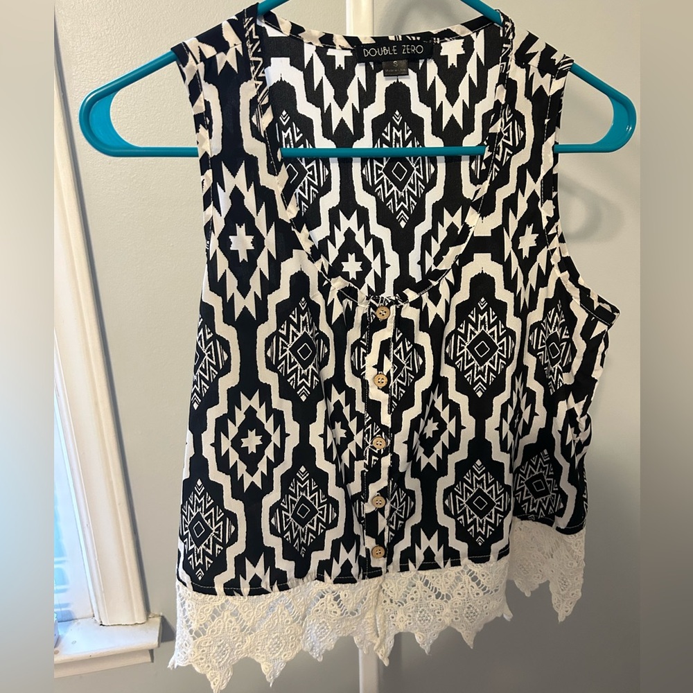 Double Zero Black/White Tank w/ White Lace Trim